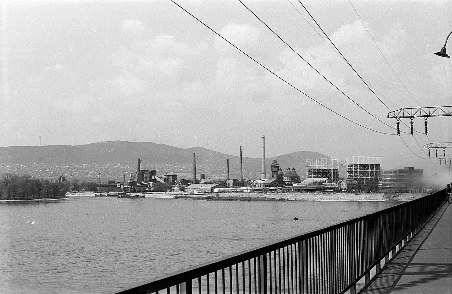 12-large-slide